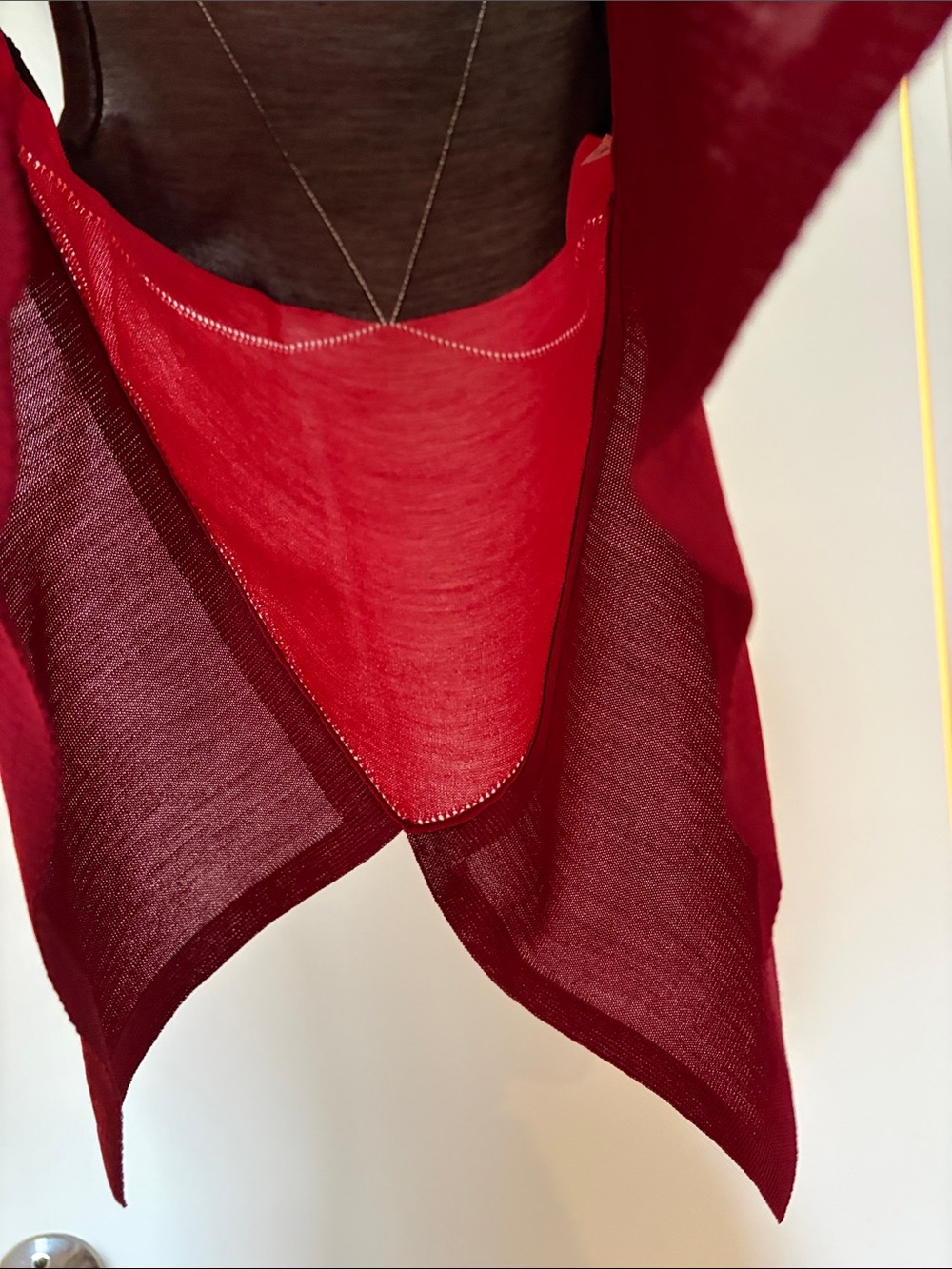 Yves Saint Laurent Sleeveless Colorblock knit silky V-Neck Top. - Picture 8 of 12